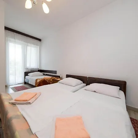 Biserka Apartment *