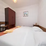 Apartment Biserka *