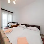 Biserka Apartment *